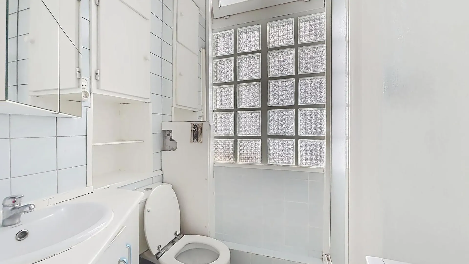 Charming 2-Room Apartment Near Montmartre Paris
